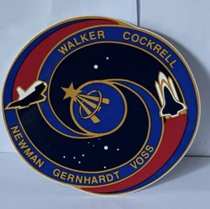 NASA STS-69 - Crew Patch Sticker - Walker Cockrell Newman Gernhardt Voss - Bild 1 von 4