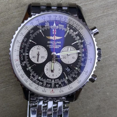 Breitling Navitimer 01 AB0127 (46 mm) Foto 1 de 4