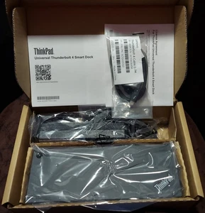 Station d'accueil intelligente Lenovo ThinkPad **UNIVERSELLE** Thunderbolt 4 - 40B10135US - Photo 1/10