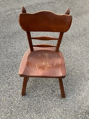 Vintage Cushman Style Colonial Maple Chair - Image 1 of 4