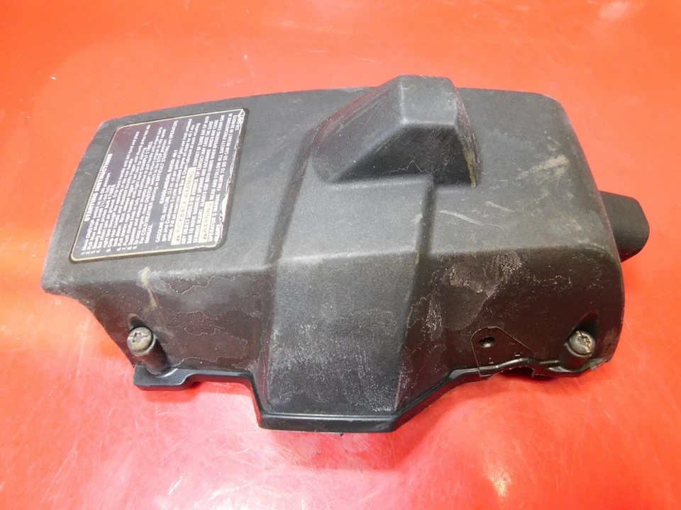 CUBIERTA FILTRO AIRE PARA MOTOSIERRA CRAFTSMAN 2.6 ----- CAJA 1011 L Foto 1 de 1