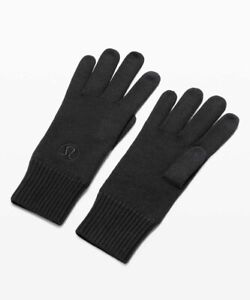 NWT $52 Lululemon Sz M/L Warm Revelation Gloves *Tech Black