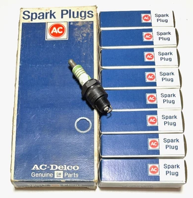 Set of 8 Vintage NOS ACDelco Spark Plugs R44SX Made in USA - Image 1 of 3