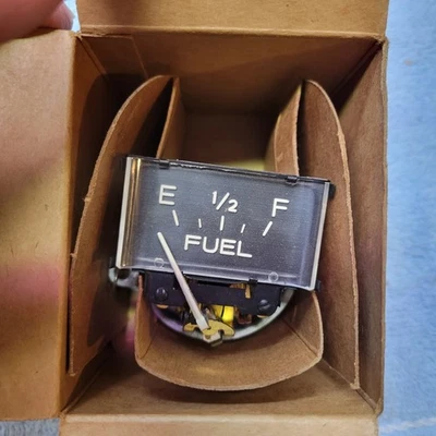 Medidor de combustible de gasolina Auto-lite NG-10891D 1946 1947 1948 Desoto S-11 tablero nuevo de stock Foto 1 de 4