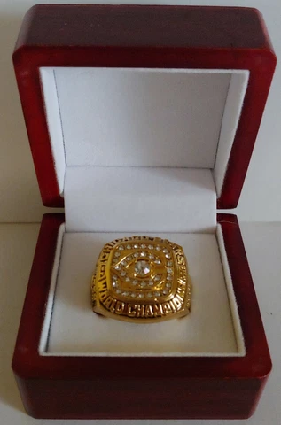 Walter Payton - 1985 Chicago Bears Super Bowl Gold Color Ring W Wood Display Box Cover