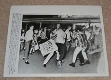 ORIGINAL PRESS PHOTO PRESIDENT LYNDON BAINES JOHNSON VINTAGE HAWAII VIETNAM
