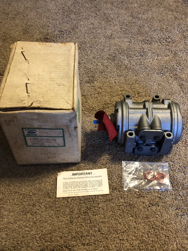 Compresor aire acondicionado topacio tempo ford e43z-19703-CX 1984-86 Foto 1 de 3
