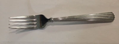 (1) Un tenedor de ensalada Waterford CARLETON de acero inoxidable 18/10 (más disponible) Foto 1 de 4