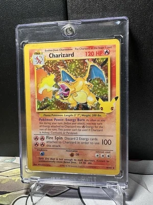 Pokémon TCG Charizard Celebrations Classic Collection Holo Card 4/102 - Image 1 of 2