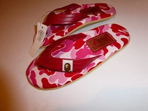 Infradito BAPE x Island, taglia 8, DEADSTOCK, NUOVE IN SCATOLA, BAPE rosa mimetiche - Foto 1 di 10