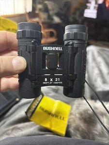 BUSHNELL 8x21 - 392' at 1000 YARDS Very Nice W/Case - Picture 1 of 9
