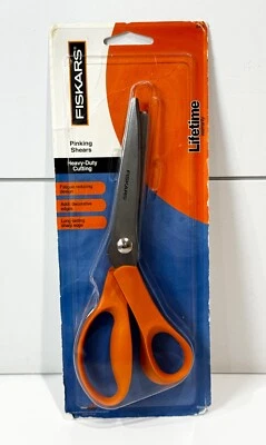 Fiskars Pinking Shears Heavy Duty Cutting New in Package Ergonomic Handles 9445 - Image 1 of 4