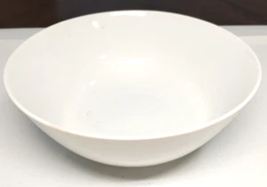 Replacement medium white ceramic serving bowl unmarked - Picture 1 of 7