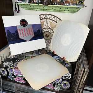 1988 The new Dance Sound Of Detroit Techno gatefold (DIXG 75) Two Lp Vinyl - Picture 1 of 24