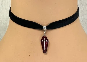 Choker Velluto Nero/Collana Ciondolo Bara Tomba Bara Croce Gotico Pagano - Foto 1 di 3