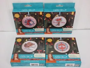 Kit Decorazione Albero Ricamo Natale Donna Pioneer Mazie Bird Cappello Floreale Stivali - Foto 1 di 53