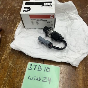 2897581 Fuel Pressure Sensor Peterbilt Cummins ISX12 ISX15 X15 Engine Peterbilt - Picture 1 of 1