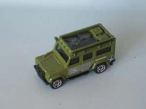 Matchbox Land Rover 110 Defender Green Body Safari 4x4 Off Road Toy Model Car UB - Picture 1 of 2