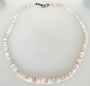 Vintage Native American white shell beaded necklace Sterling Silver clasp-16" - Bild 1 von 6