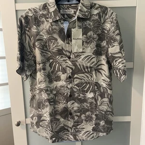 NEW! Men’s Tommy Bahama Coconut Point Ocean Escape Shirt ~ Gray Tropical ~ Small - Picture 1 of 7