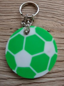 Schlüsselanhänger, Fußball, grün-weiß, ca. 35mm - Bild 1 von 1