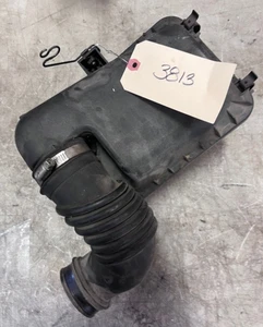 1998 1999 TOYOTA COROLLA Air Cleaner Box Filter Housing Assy #3813 - Picture 1 of 2