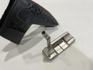 Scotty Cameron Super Select Squareback 2 putter head w/HC NICE! - Picture 1 of 6