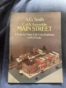 A.G. Smith Cut & Assemble MAIN STREET 9 Full-Color Bldgs in H-O Scale 1983 VG - Imagen 1 de 5
