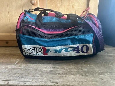 Vintage OGIO Pro 40 Duffle Bag Gym Tennis 80’s 90s Retro Adjustable Strap Zip - Image 1 of 4