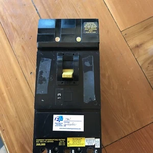 SQUARE D I-LINE IF CIRCUIT BREAKER IF34030 30AMP 480VOLT 3POLE BLACK - Picture 1 of 2
