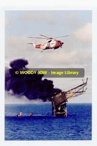 rp04898 - Reste der Piper Alpha Oil Rig 1988 - Druck 6x4 - Bild 1 von 1