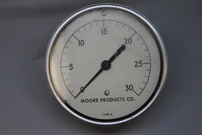 Moore Products 3189-6 Pressure Guage - Used - Image 1 of 2