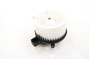 GM Genuine Parts 42737329 - HVAC Blower Motor - Picture 1 of 8
