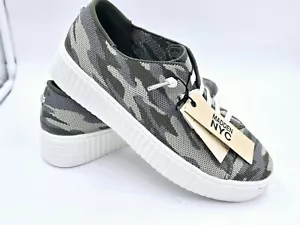 MADDEN NYC WOMEN CAMOFLAUGE SNEAKER SHOES US SIZE 7.5W COMFORT FOAM INSOLE - Picture 1 of 11