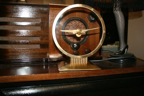 Restored Vintage Jefferson Golden Hour Electric  Mystery Clock Cover