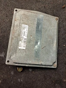 V83* Ford Fiesta Motorsteuergerät 6S61-12A650-LC Siemens - Picture 1 of 4