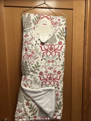 Envogue Reversible Dreamy Gauze To Cozy Plush Blanket 50x70, Christmas Tree Bows - Image 1 of 4