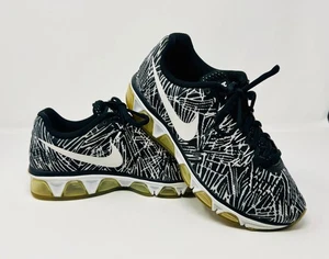 NIKE TAILWIND 8 DAMENGRÖSSE 8,5 NUR FÜR DRINNEN OHNE INNENSOHLE SCHWARZ-WEISSE GRAFIK - Bild 1 von 20