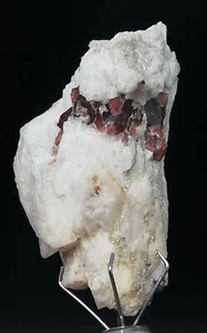 60 CARATS NATURAL RED GARNET AND FELDSPAR MINERAL PAKISTAN, (Az-64) - Picture 1 of 15