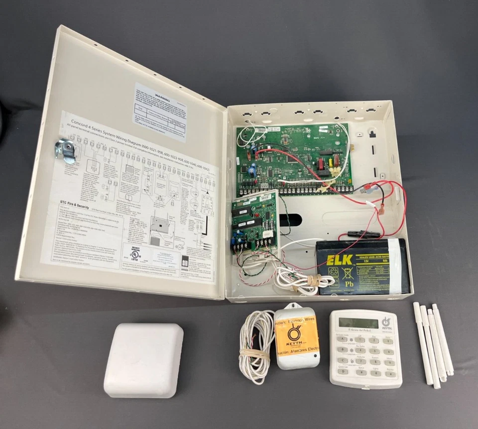 ITI/GE/Interlogix Concord 4 Panel + Keypad Zone Module Alarm Kit - Image 1 of 4
