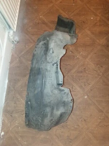 Toyota Celica gen 5 passenger side wheel arch liner ns left came of st183 model - Picture 1 of 6