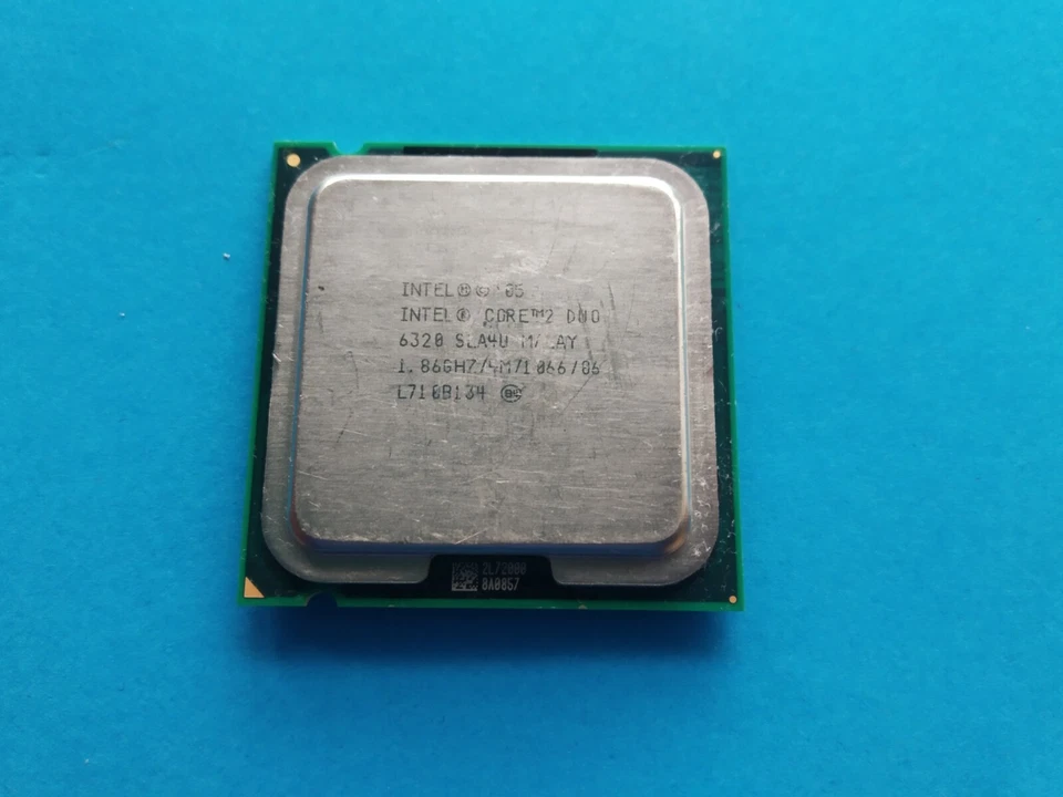 INTEL CORE 2 DUO E6320 2 CORES A 1,86 GHz LGA 775 4MB CACHE  BUS DE 800MHz 64BIS - Imagen 1 de 3