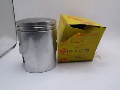 NOS Suzuki T250 T 250 1969-1971 Genuine Standard Bore Piston 12110-18400 - Image 1 of 3