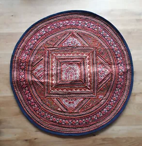 Handbestickte runde Kissenhülle aus Indien – Boho Deko mit Spiegelstickerei 64cm - Bild 1 von 14