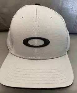 Oakley Ellipse Hat Cap Gray Black Snapback Authentic One Size - Logo Cotton -New - Picture 1 of 5