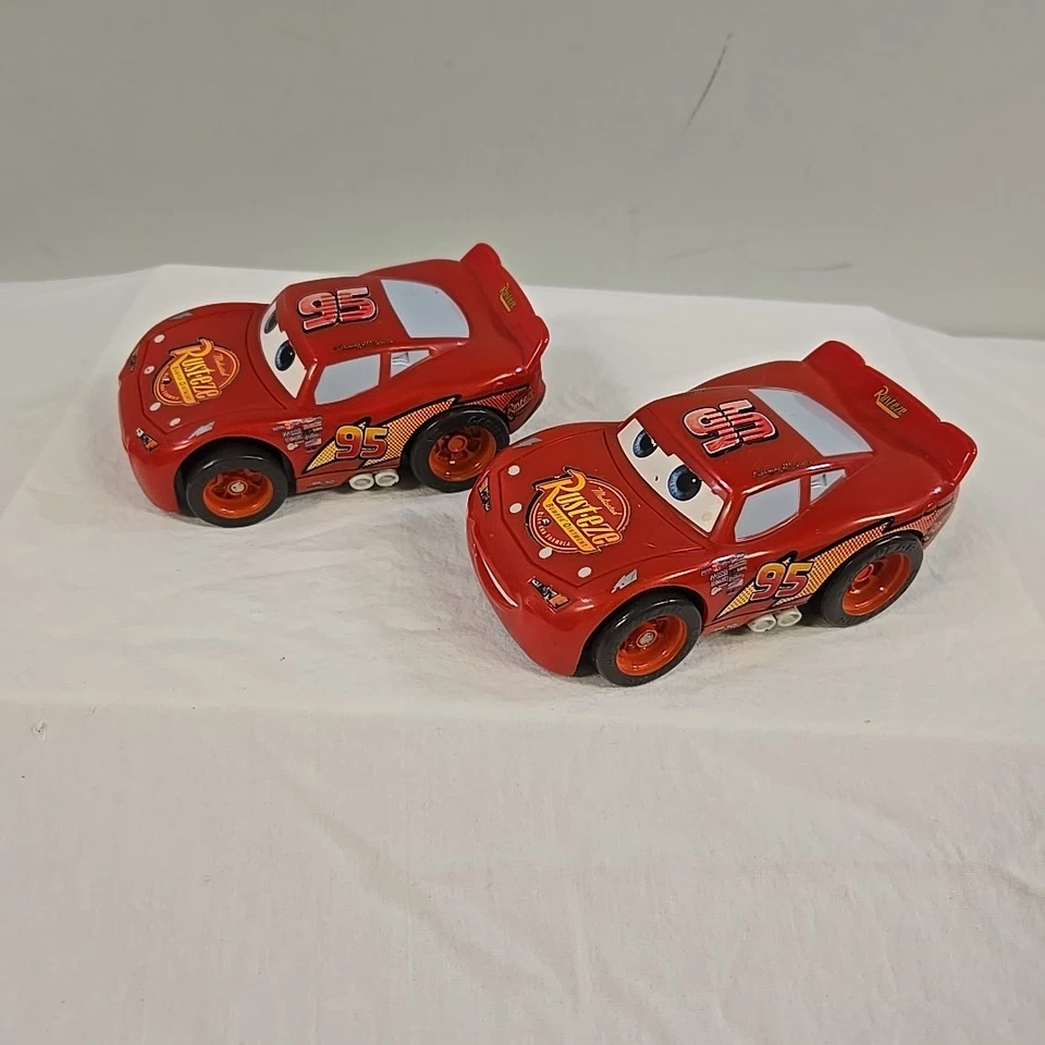 Disney Pixar Cars 2005 Mattel Lightning McQueen Shake N Go Toy Works Foto 1 de 4