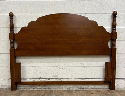 Vintage Convertible Queen or Full Size Traditional Style Cannonball Headboard - Image 1 of 4