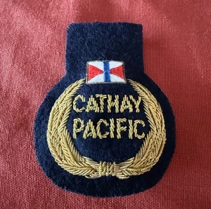 1980’s Cathay Pacific Captain First Officer Pilot Hat Badge Crew Vintage - Bild 1 von 4