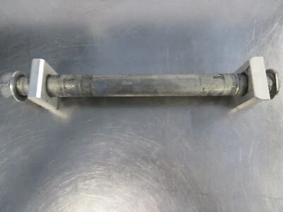 EB969 2009 YAMAHA R1 1000 YZF RR eje rueda trasera Foto 1 de 4