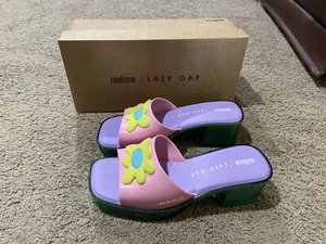 Melissa X Lazy Oaf Form rosa gelb niedriger Absatz Slide Maultier US Größe 6 Neu im Karton - Bild 1 von 11